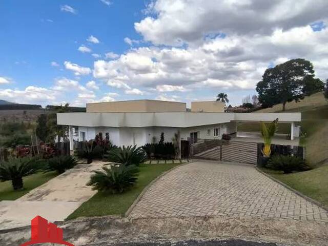 Venda em Condomínio Jardim das Palmeiras - Bragança Paulista