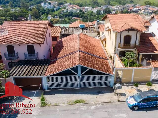 Casa para Venda em Mairiporã - 2