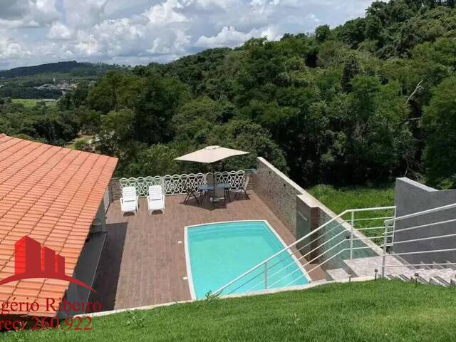 Venda em Loteamento Pedra Bela - Atibaia